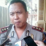 Kapolres Probolinggo AKBP Fadly Samad saat memberikan keterangan persnya di Mapolda Jatim.