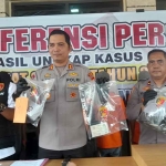 Konferensi pers terkait Operasi Sikat Semeru 2025 di Mapolres Situbondo.