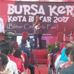 Sekda Kota Blitar Rudi Wijanarko saat membuka Blitar City Job Fair 2017.