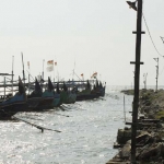 Nelayan terpaksa tak melaut. foto: ilustrasi