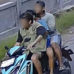 Rekaman CCTV jambret kalung emas di Kabupaten Pasuruan.