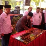 Kakanwil Kemenag Jatim saat meresmikan masjid MTsN Babat Lamongan, Rabu (7/2).