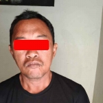 Pelaku berinisial STR (47), warga Wonokusumo yang mengaku sebagai tukang pijat dan pelaku pencurian dompet, Rabu (8/3/2023)