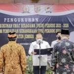 Bupat Hendy mengukuhkan pengurus FKUB periode 2021-2026 dan pengurus FPK periode 2021-2024, berlangsung di Aula PB Soedirman, Rabu (24/11) sore.