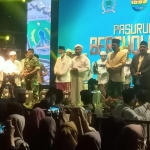 Suasana Pasuruan Bersholawat yang digelar di halaman Gedung DPRD Kabupaten Pasuruan, Sabtu (19/11/2022) malam.
