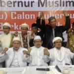 GALANG DUKUNGAN: Para habib dan ulama saat menghadiri peluncuran konvensi Gubernur Muslim Untuk Jakarta, Kamis (25/02). foto: rakisa/ BANGSAONLINE