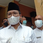 Bupati Bangkalan R. Abdul Latif Amin Imron usai meninjau pelaksanaan uji coba PTM di SMPN 1 Bangkalan, Senin (6/9/2021).