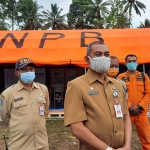 Sekretaris Daerah Kabupaten Lumajang Agus Triyono saat melakukan pemantauan di Posko Tanggap Darurat Bencana Gunung Semeru. (foto: ist)