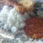 Nasi Tempong Banyuwangi. (Nanang Supriyadi/BangsaOnline.com)