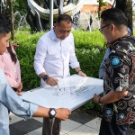 Wali Kota Surabaya Eri Cahyadi saat sidak ke KBS. Foto: Hms