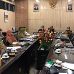 Hearing di DPRD Jember, Senin (5/10/2020). (foto: ist).