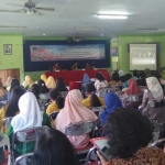 Pendidikan bagi pemilih perempuan yang digelar Bakesbangpol Kabupaten Blitar