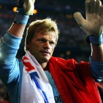 Oliver Kahn menjadi salah satu pemain dengan penampilan terbanyak di Liga Jerman. 