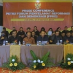 Para tokoh yang tergabung dalam Petisi Forum Penyelamat Reformasi dan Demokrasi yang disingkat FPRD. Petisi ini dipimpin Marsekal TNI (Purn) Agus Supriatna, mantan Kepala Staf Angkatan Udara (KSAU). 