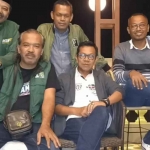 Ketua DPC PKB Kota Batu, Nurochman (tengah berkacamata).