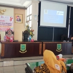Acara sosialisasi penyakit HIV/AIDS di Pendopo Graha Praja Wijaya. foto: YUDI EP/ BANGSAONLINE