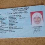 IDENTITAS: Kartu identitas Annisa Dwi Oktavia yang meninggal dunia usai kecelakaan. foto: catur andy/BANGSAONLINE