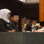 Gubernur Jawa Timur Khofifah Indar Parawansa saat Rapat Paripurna di Gedung DPRD Jatim, Jalan Indrapura Surabaya, Senin (4/11/2019). foto: Istimewa/ BANGSAONLINE.com