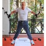 Presiden Rusia Vladimir Putin saat olah raga di fitness centre. Foto: Ist