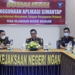 Kejari Nganjuk saat menggelar sosialisasi penggunaan aplikasi Sistem Informasi Managemen Tahapan Penanganan Perkara atau Simantap.