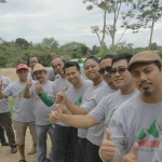 Emil Elistianto Dardak bersama komunitas Jeep, Ahad (25/3/2018). Foto: bangsaonline.com