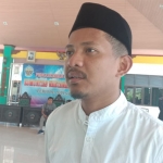 KH. Nasih Aschal saat diwawancarai bangsaonline.com terkait janji bupati menciptakan 1.000 santri entrepreneur. foto: SUBAIDAH/ BANGSAONLINE