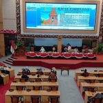 Tampak suasana paripurna DPRD Kab Mojokerto