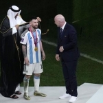 Jubah Bisht Lionel Messi Tuai Kontroversi. Foto: Ist