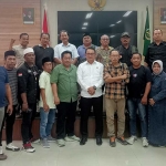 Para aktivis usai audiensi dengan Kejari Kabupaten Pasuruan.