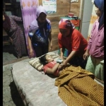 Jenazah korban saat disemayamkan di rumah duka. foto: AHMAD/ BANGSAONLINE