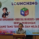 Oki Basuki Rachmad, Ketua Pengadilan Negeri Bangkalan saat me-launching 4 inovasi PN Bangkalan, serta simulasi video call on website, Jumat (3/6/2022).