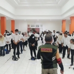 Bawaslu Kota Surabaya saat menggelar Bimtek di Kecamatan Tandes.