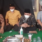 Wakil Bupati Mojokerto Muhammad Al-Barra saat acara temu kangen bersama Relawan Bekisar di Domas Trowulan Mojokerto, Sabtu (11/9/2021). foto: Rochmat Saiful Aris/ Bangsaonline.com