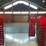 Suasana gedung Gasibu masih nampak melompong. 