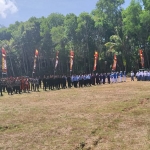 Upacara penutupan TMMD dihadiri ratusan peserta upacara serta lapisan masyarakat di lapangan Desa Kedungsalam, Kecamatan Donomulyo, Kabupaten Malang, Sabtu (2/11).