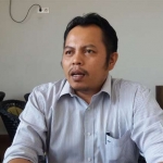 Choirul Anam,  Komisioner KPU Jatim. foto: DIDI ROSADI/ BANGSAONLINE