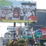 Salah satu reklame yang disegel Pemkot Blitar. foto: TRI SUSANTO/ BANGSAONLINE