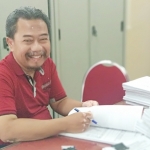 H. Turmudi, Kabag Layanan Pengadaan Barang dan Jasa Setkab Pacitan. Foto: YUNIARDI SUTONDO/BANGSAONLINE