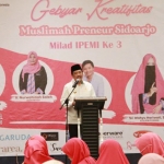 SAMBUTAN: Plt Bupati Nur Ahmad saat membuka acara Milad ke-3 IPEMI di Hotel Luminor, Rabu (15/1). foto: ist