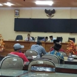 Rapat bersama antara PT. Pertamina Hulu Energi West Madura Offshore dan Anggota Komisi C DPRD Bangkalan