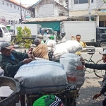 Pasar Kapasan di Jalan Kapasan, Kecamatan Simokerto.