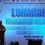 Wali Kota Madiun, Maidi saat membuka Lokakarya Dinas Kesehatan Pengendalian Penduduk dan Keluarga Berencana