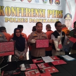 Konferensi pers Polres Pamekasan terkait pengungkapan kasus narkotika