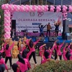 Olahraga bersama Bhayangkari Ngawi bersama Persit Kartika Chandra Kirana cabang Ngawi, Minggu (02/10/2022)