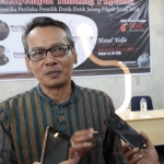 Mochtar W. Oetomo, pengamat politik dari Untuk Unijoyo. 
