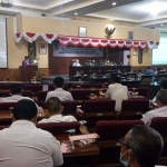 Rapat Paripurna Penyampaian Pandangan Umum (PU) Fraksi-Fraksi terhadap Nota Penjelasan Bupati Sumenep Atas Raperda Pertanggungjawaban Pelaksanaan APBD Tahun Anggaran 2020. (foto: ist)