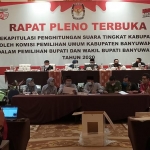 Rapat pleno rekapitulasi hasil penghitungan KPU Banyuwangi.