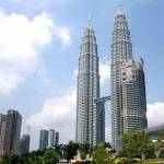 Menara kembar Petronas.