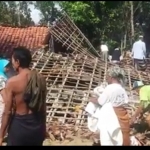 Rumah Sahriya (65) janda tua yang ambruk.
