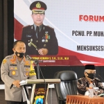 Kapolresta Banyuwangi, Kombes Pol. Arman Asmara Syarifuddin dalam forum silaturahmi kamtibmas bersama PCNU, PP Muhammadiyah, LDII, Banser, Kokam, dan Senkom. (foto: ist)